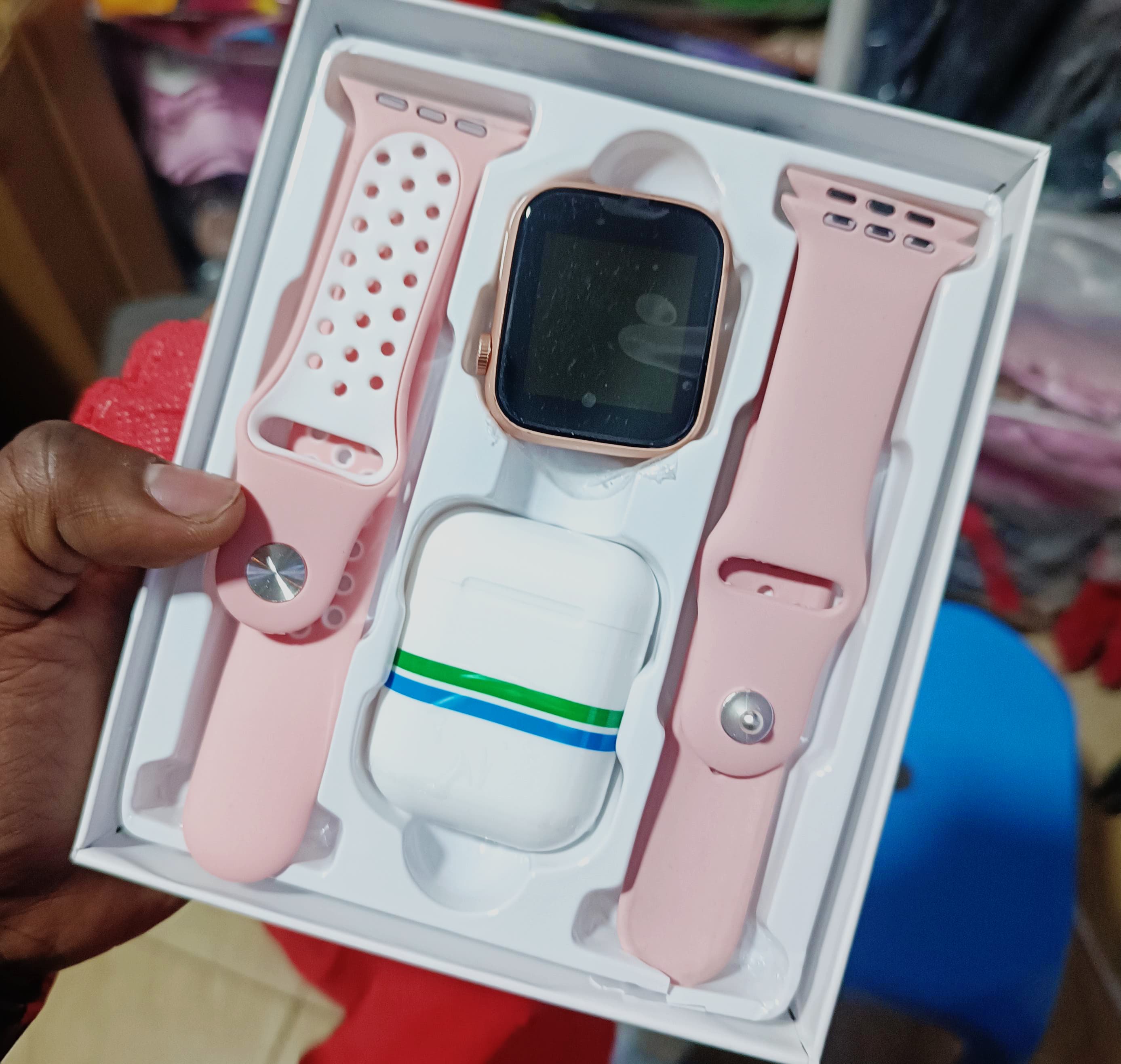 2 in 1 Strap smart watch with free earpods😌‼️ - Image 2