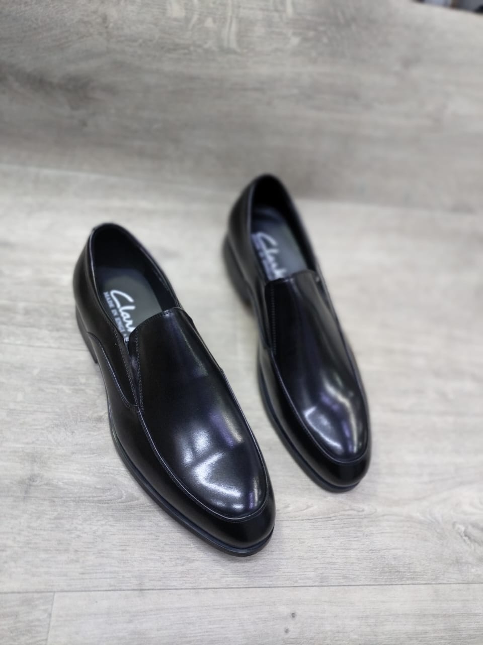 Clarks leather Shoes official*   Size 40--'45