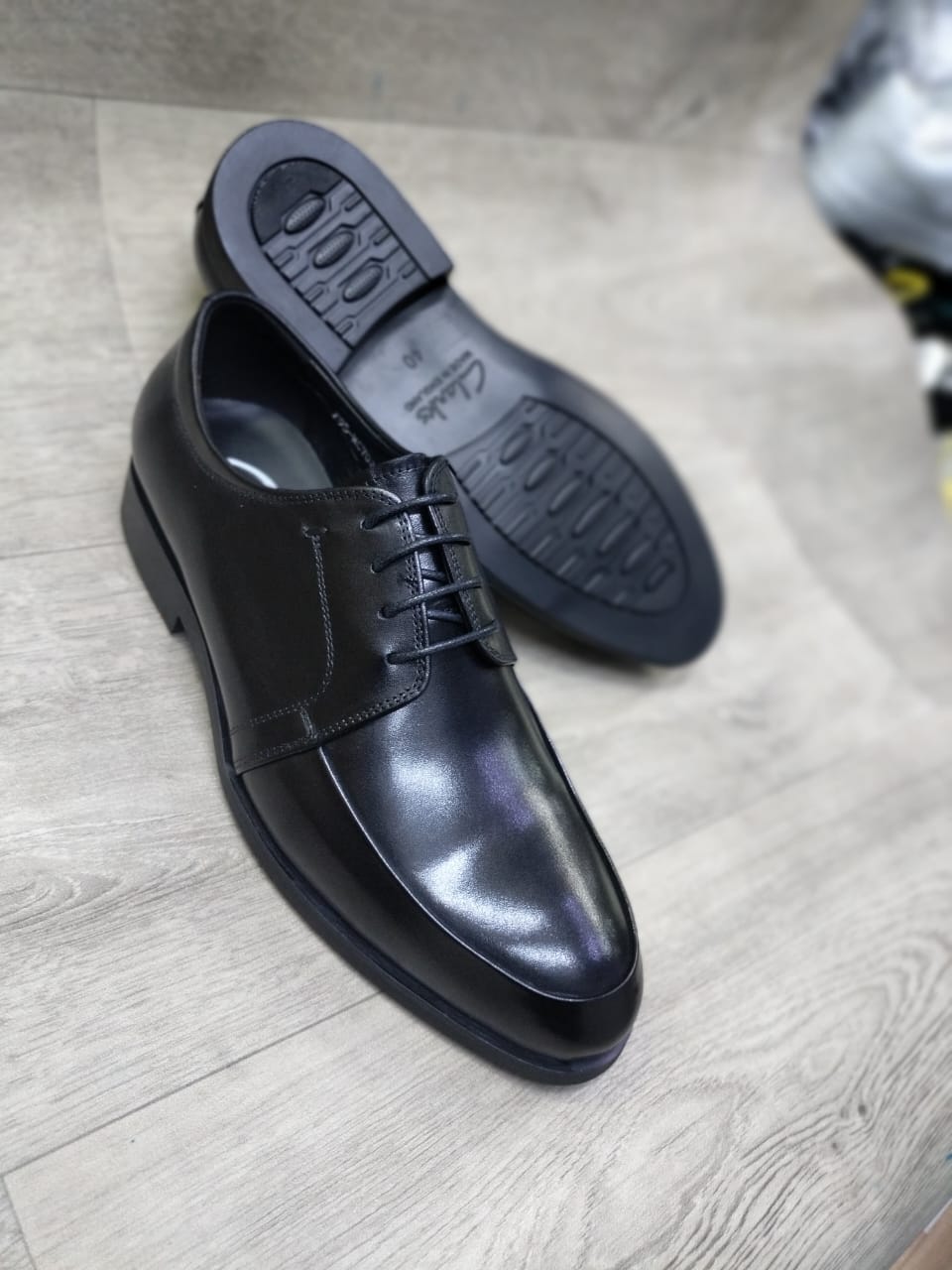 *Clarks leather Shoes official*   Size 39'40'43'44'45