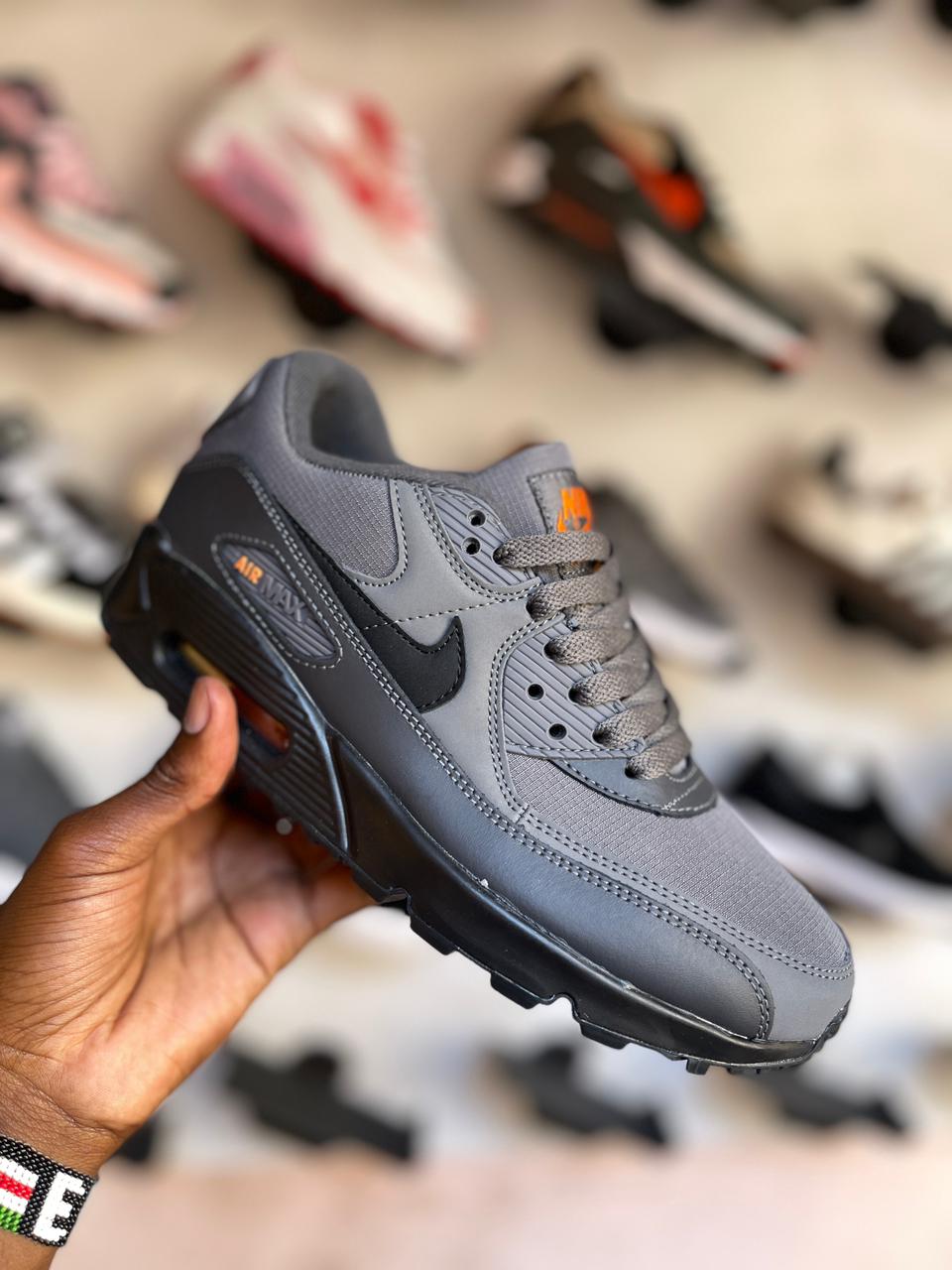 Airmax 90 *Iron grey* Size 38_________45.