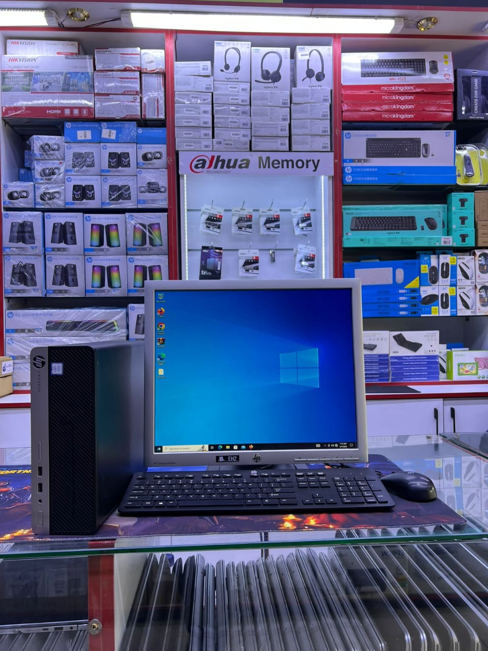 HP ProDesk 400 G4 ,Coi5 7Th Generation,16GbRam,500Gb Hdd, and 19" Screen,Keyboard,mouse,power cables (Complete Set) for Office,Business and school