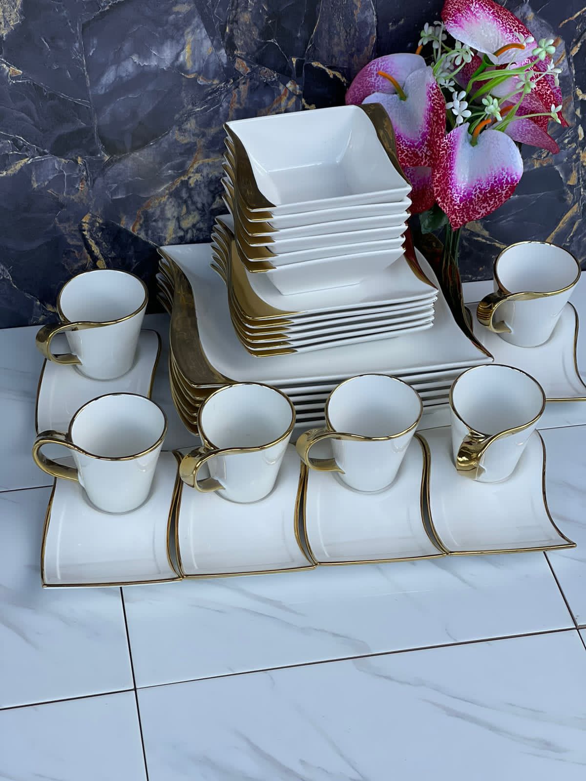 30pcs GOLD UNIQUE DINNER SET