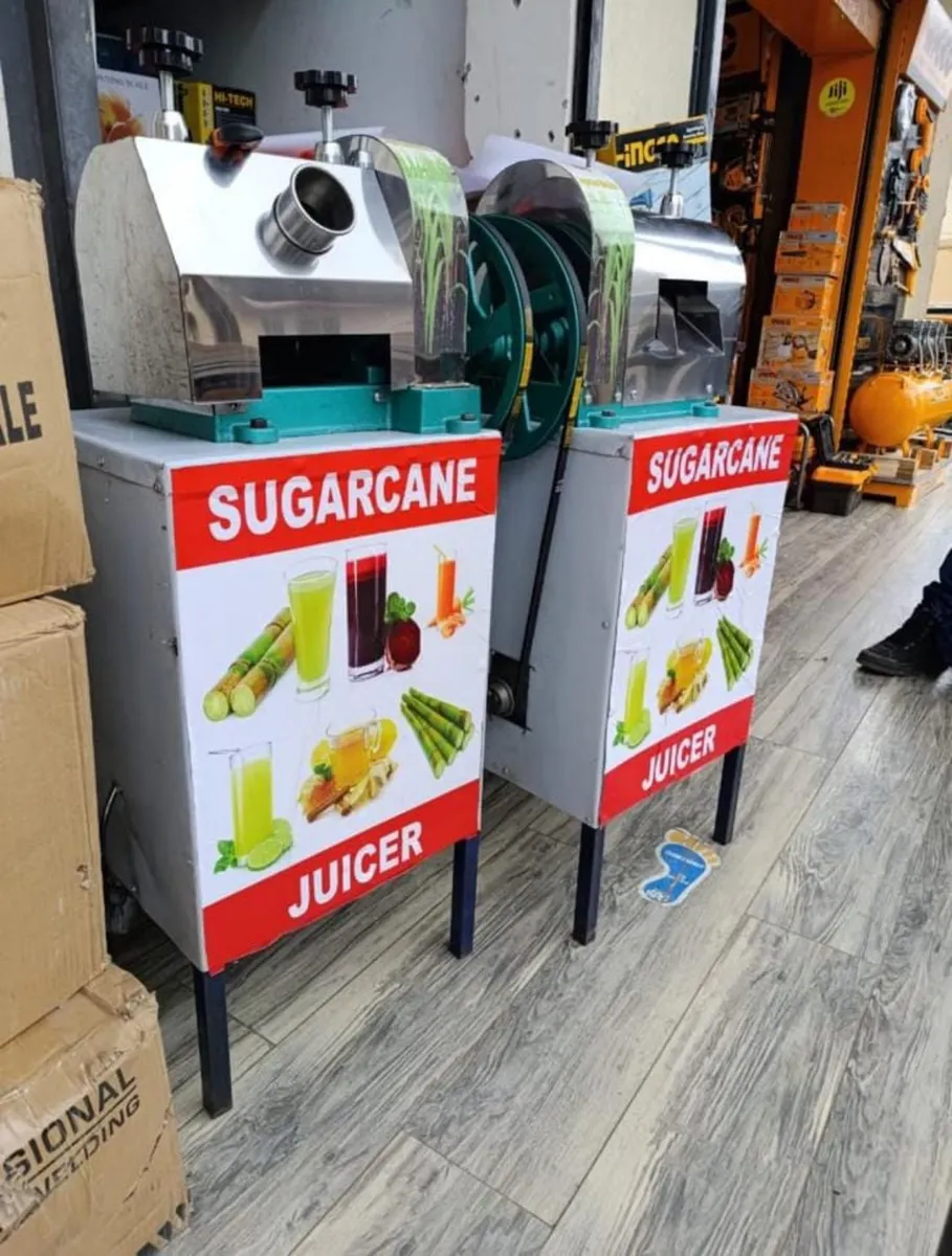 Commercial Sugarcane Juicer Machine – Heavy Duty Manual Sugarcane Extractor - Image 2