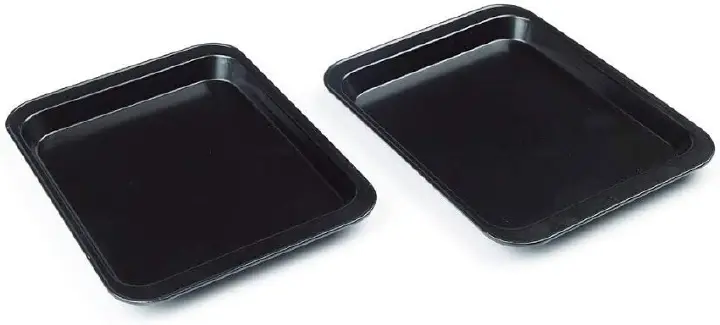 Nonstick rectangular kitchen baking tins.