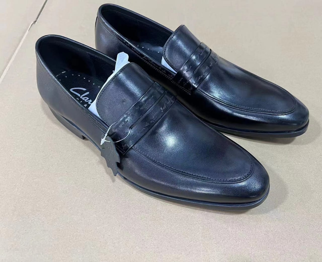 Clarks Official Men's Shoes 002