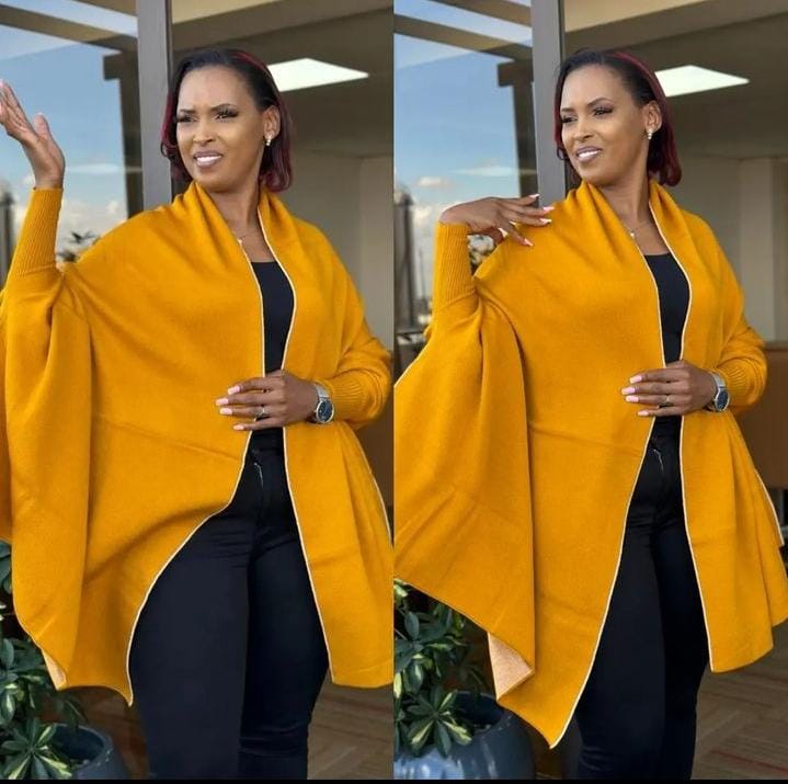 Ponchos with hands free sizes - Image 3