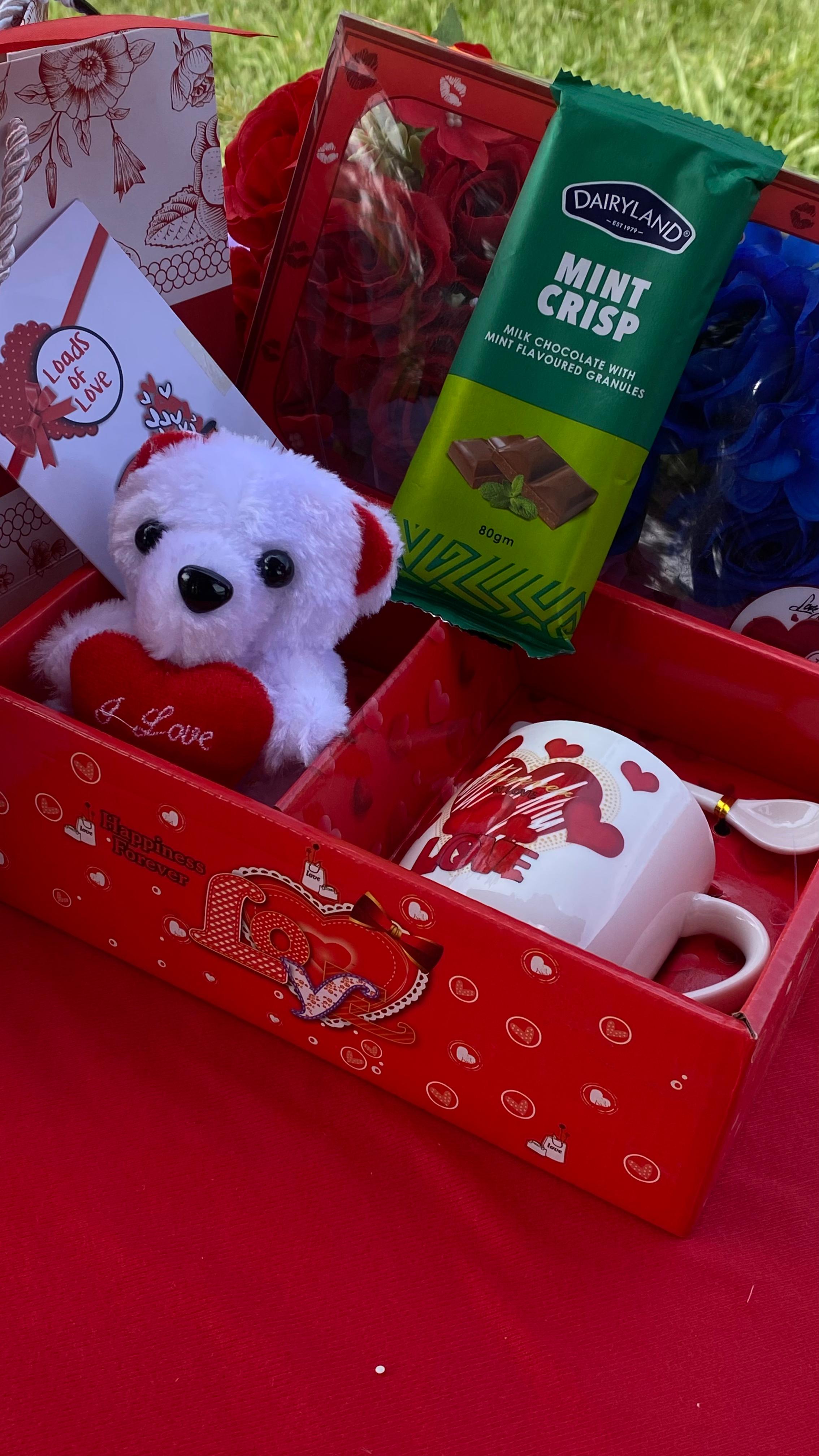 HOT VALENTINES LADIES GIFT SET