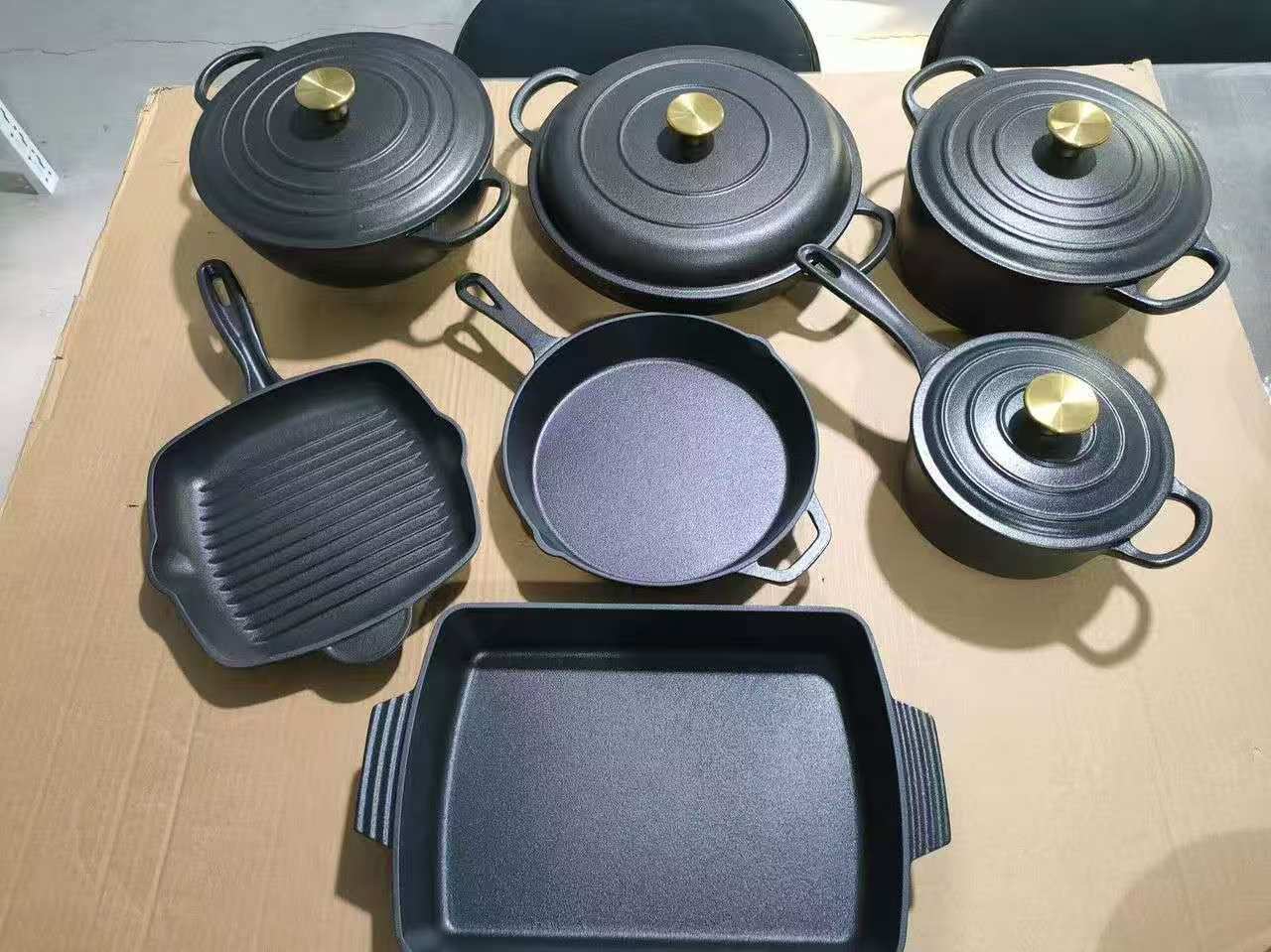 11 Pieces Raw Cast Iron Cookware Set ( matte black finish with gold knobs)
