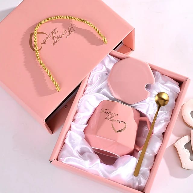 Diamond Shape Ceramic Cup Set Gift Box - Image 3