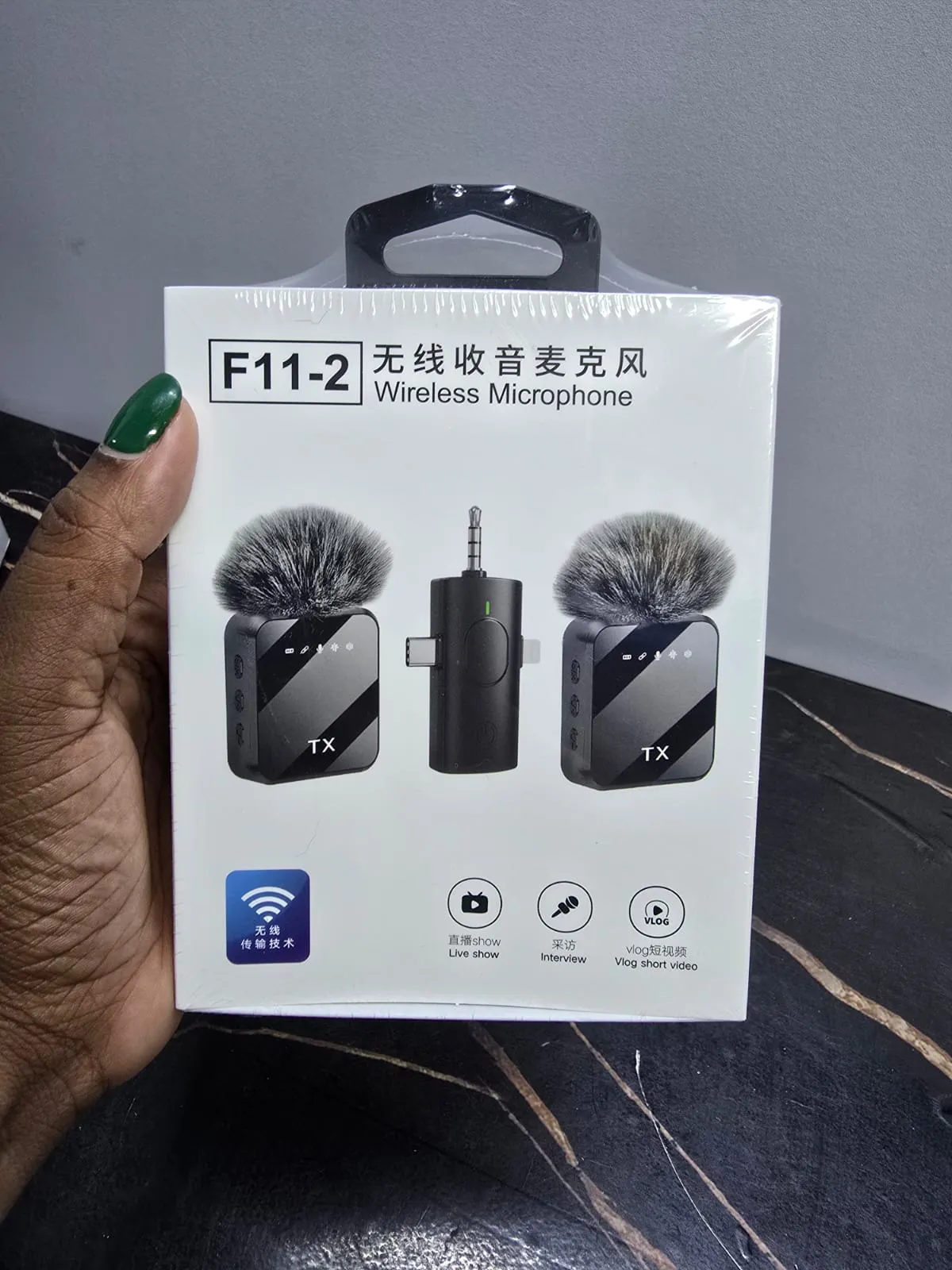 F11-2 Wireless Microphone System