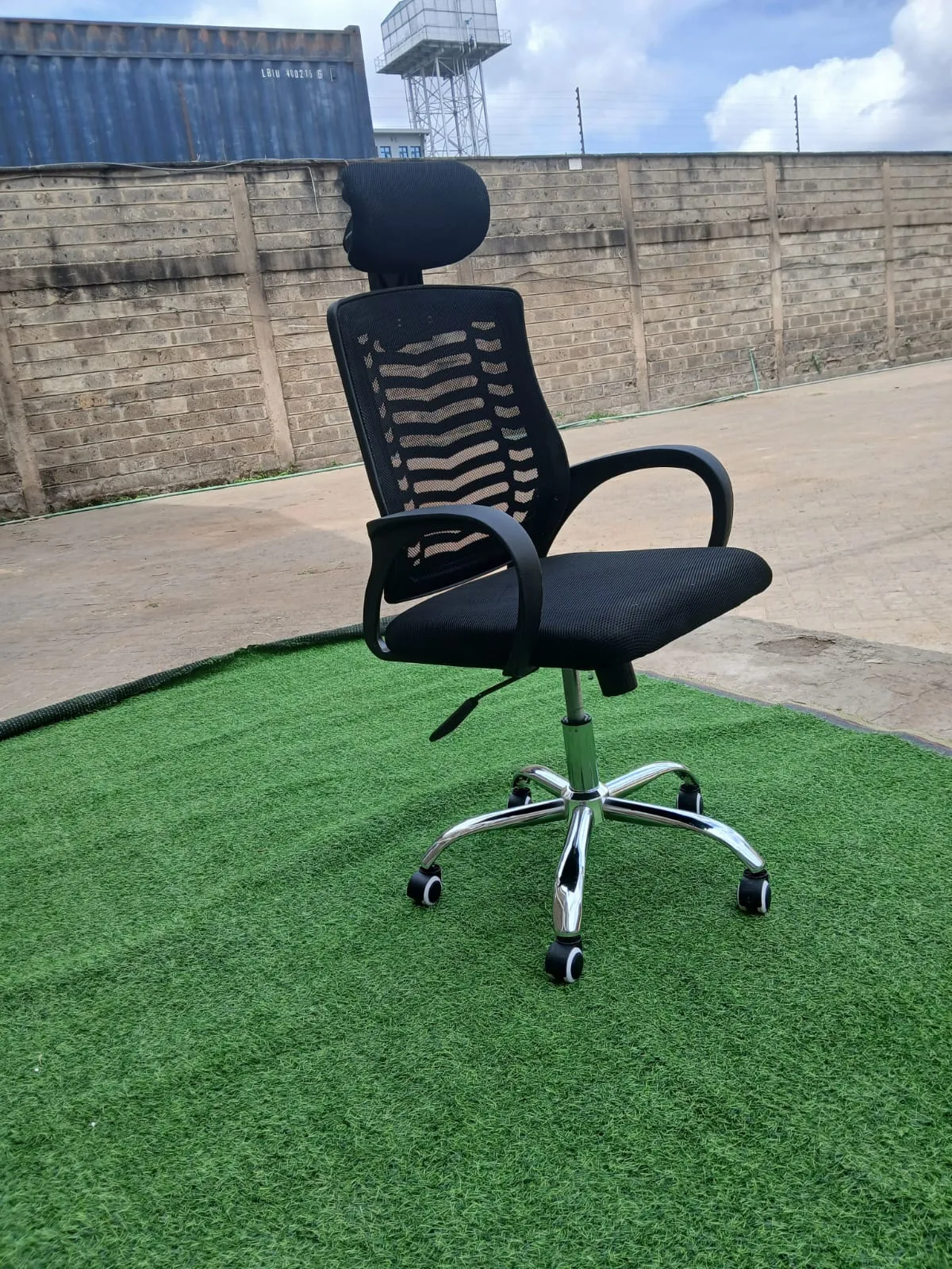 Black Mesh High-Back Office Chair with Headrest