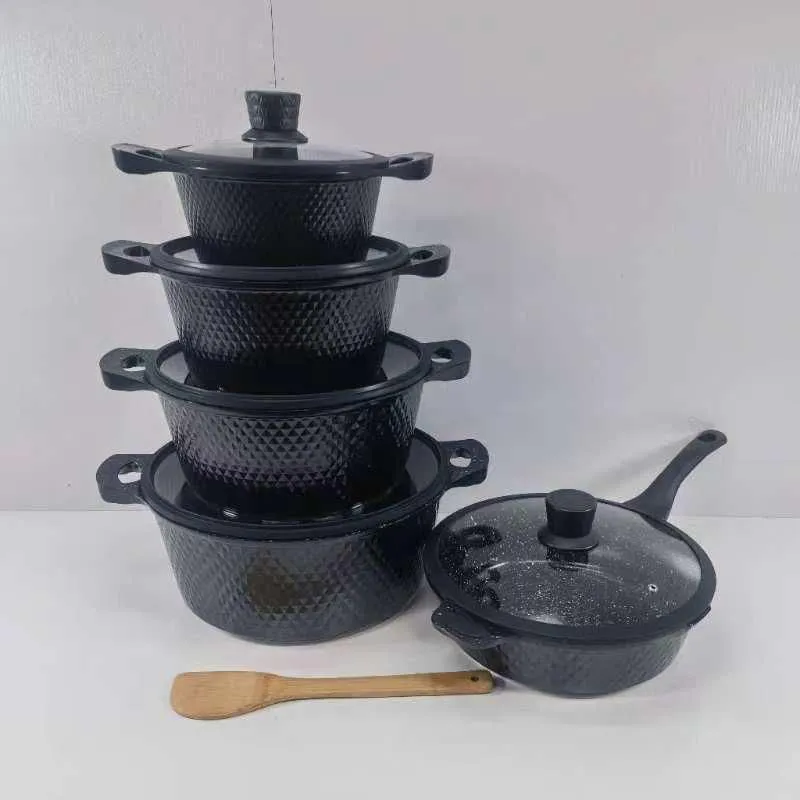 Black Diamond Pattern Cookware Set with Glass Lids and Wooden Spatula